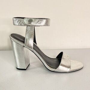 Kendall & Kylie Silver Chrome Silver Block Heel Sandals